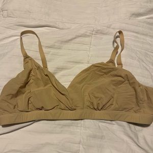 Skims bra